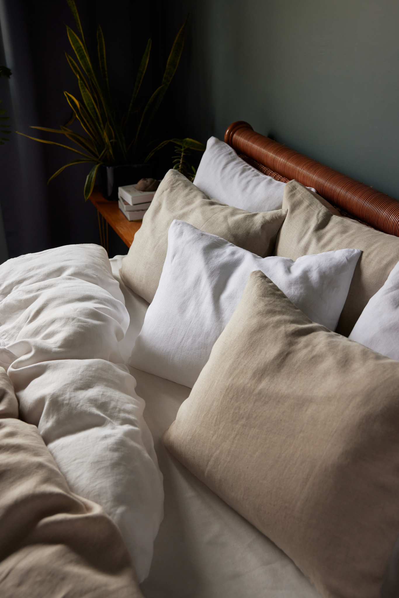 60755-0200-02-05_1; Finlayson Jesus Linen Duvet Cover set White / 240x220 + 50x75 cm 