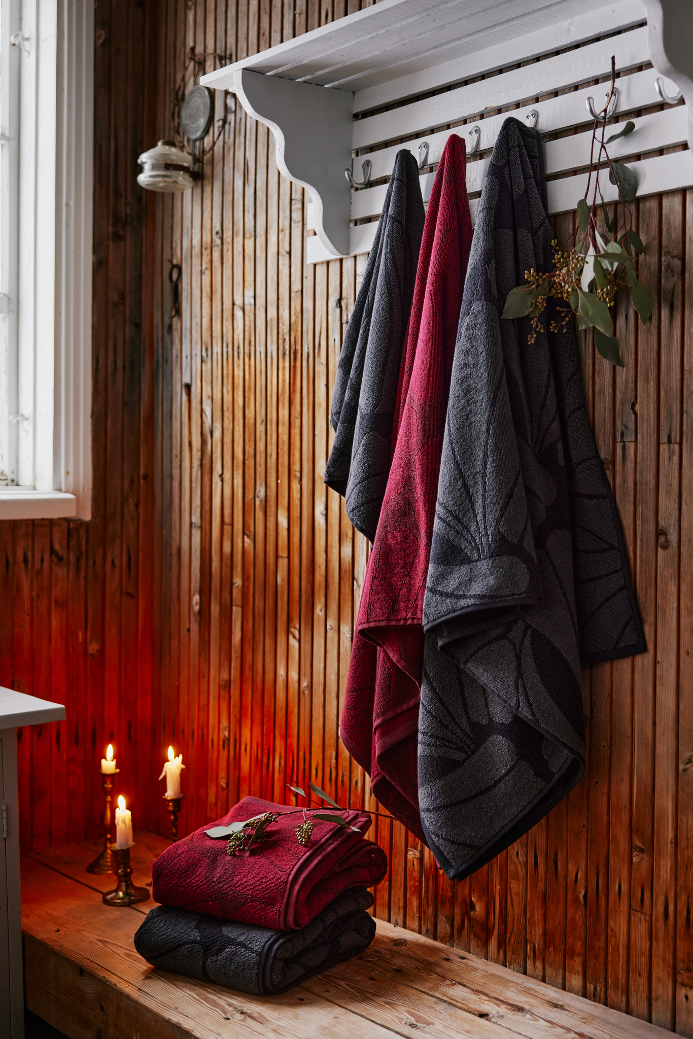 70576-5469-02-06_2; Finlayson Lilia Bath towel Grey / 70x150 cm 