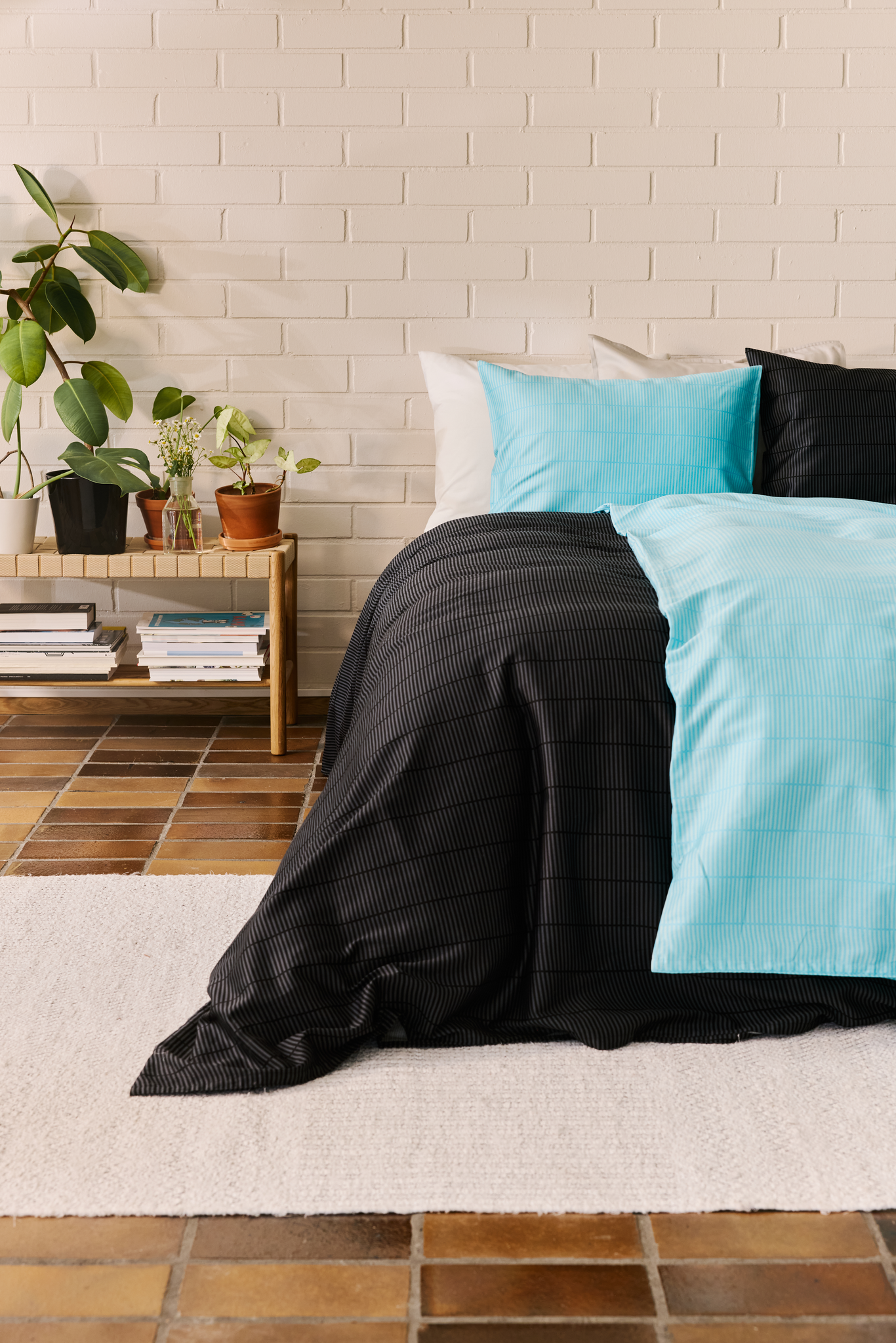 60712-4292-12-06_1; 60692-4292-13-05_1; 60712-4292-13-06_1; Finlayson Ruoko Sateen Duvet Cover Set Black / Grey / 150x210 + 50x60 cm 