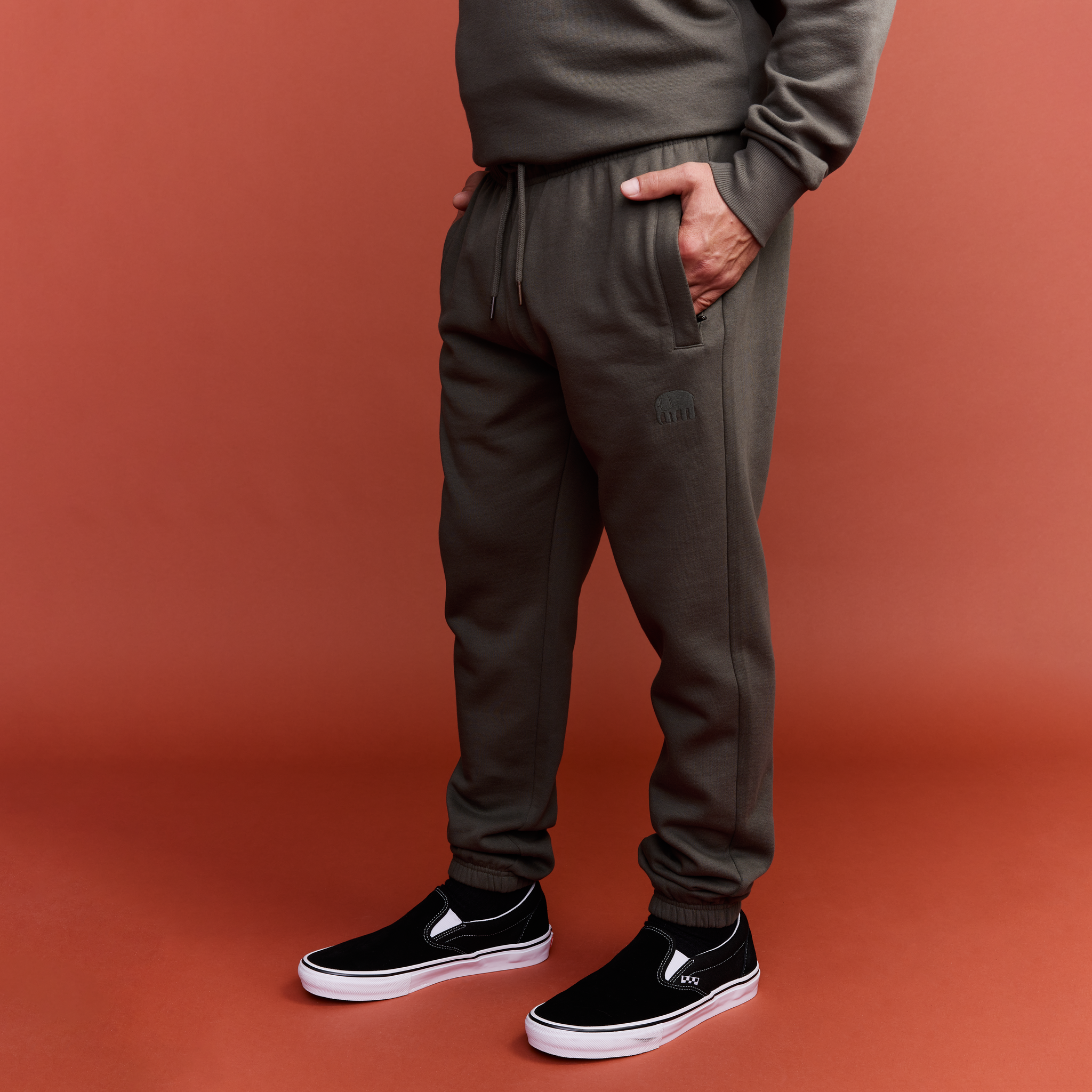 22706831001; Finlayson Elefantti Sweatpants Dark green / S 