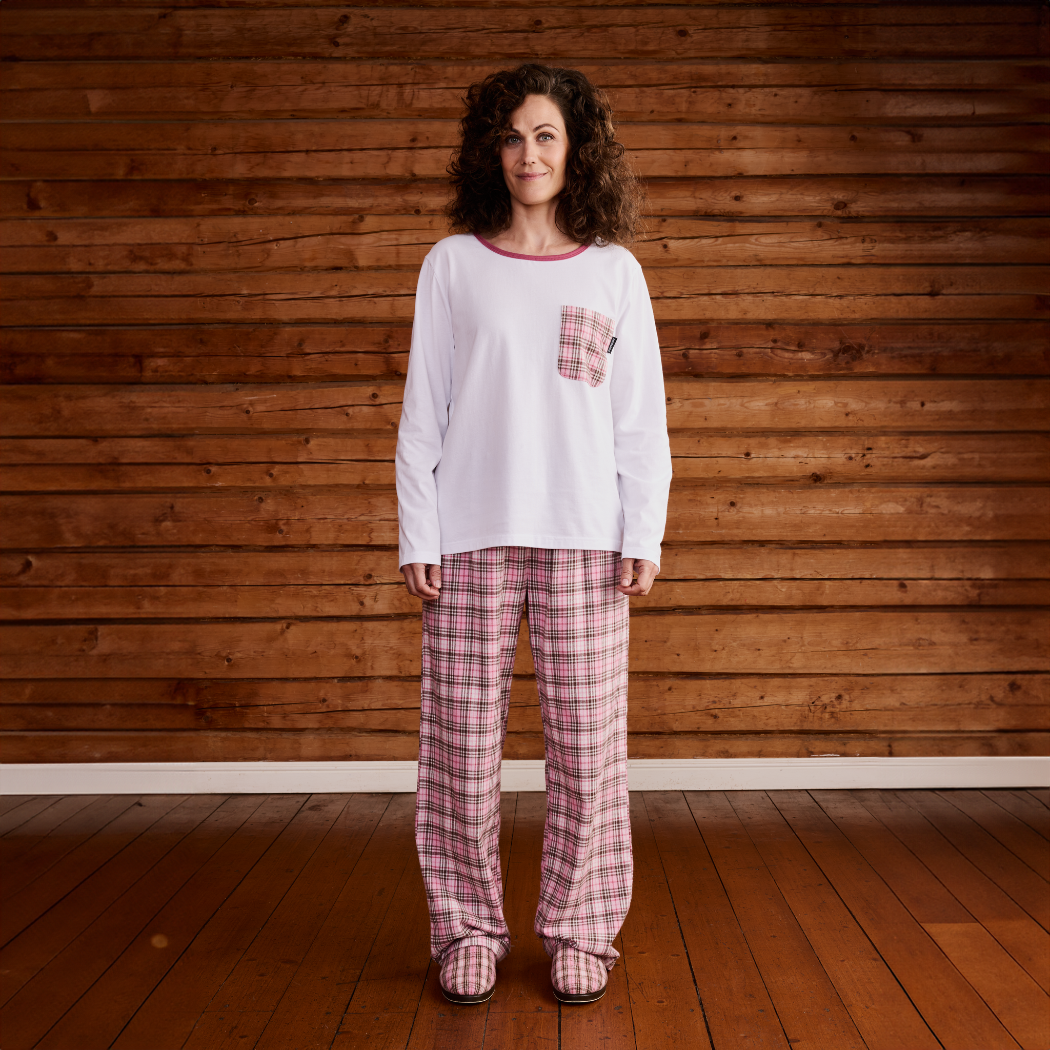 22719180005; 22719180004; 22719180001; 22719180002; 22719180003; Finlayson Aino Pyjamas Light Red / L 