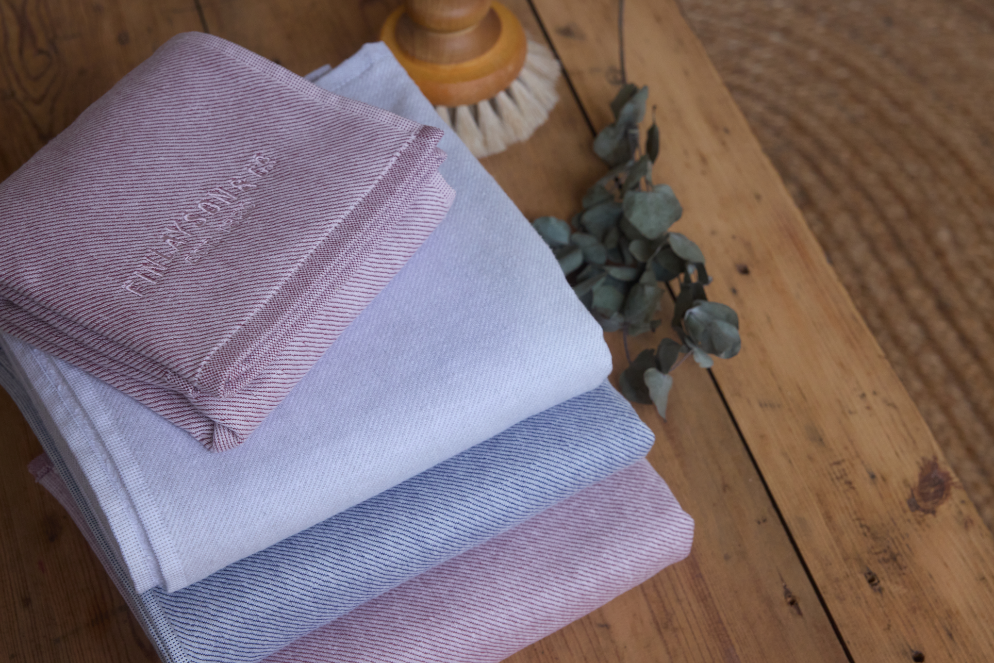 70178-1447-04-06_3; Finlayson Lino softi Hand Towel Light Burgundy / 70x140 cm 