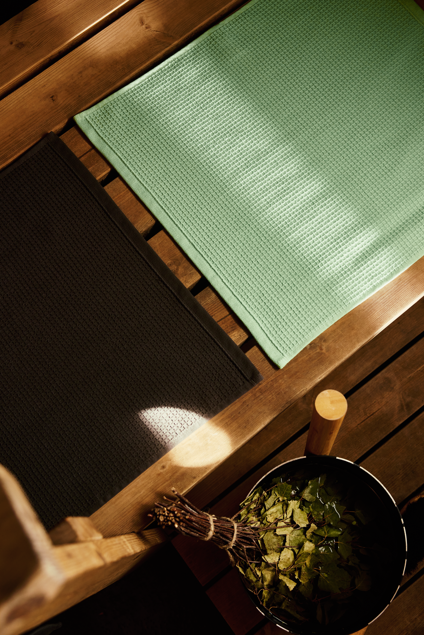 70102-0000-06-06_1; Finlayson Jalo Sauna Seat cover Green / 50x150 cm 
