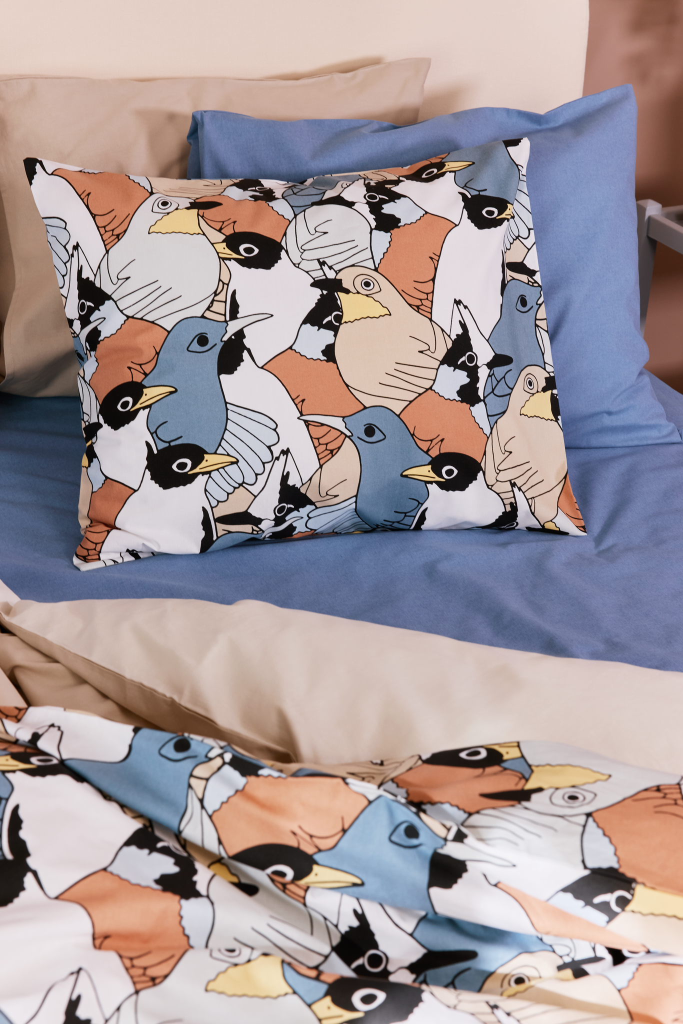 60652-5490-02-06_1; Finlayson Sekaparvi Duvet Cover set Blue / Brown / 150x210 + 50x60 cm 