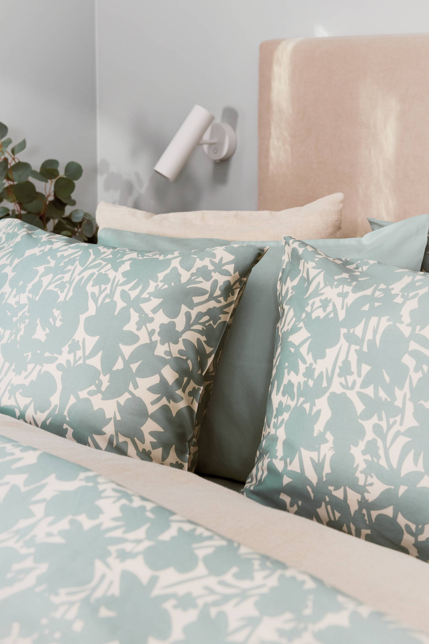 60712-5488-01-06_2; Finlayson Katveessa Sateen Duvet Cover set Salvia / Beige / 150x210 + 50x60 cm 