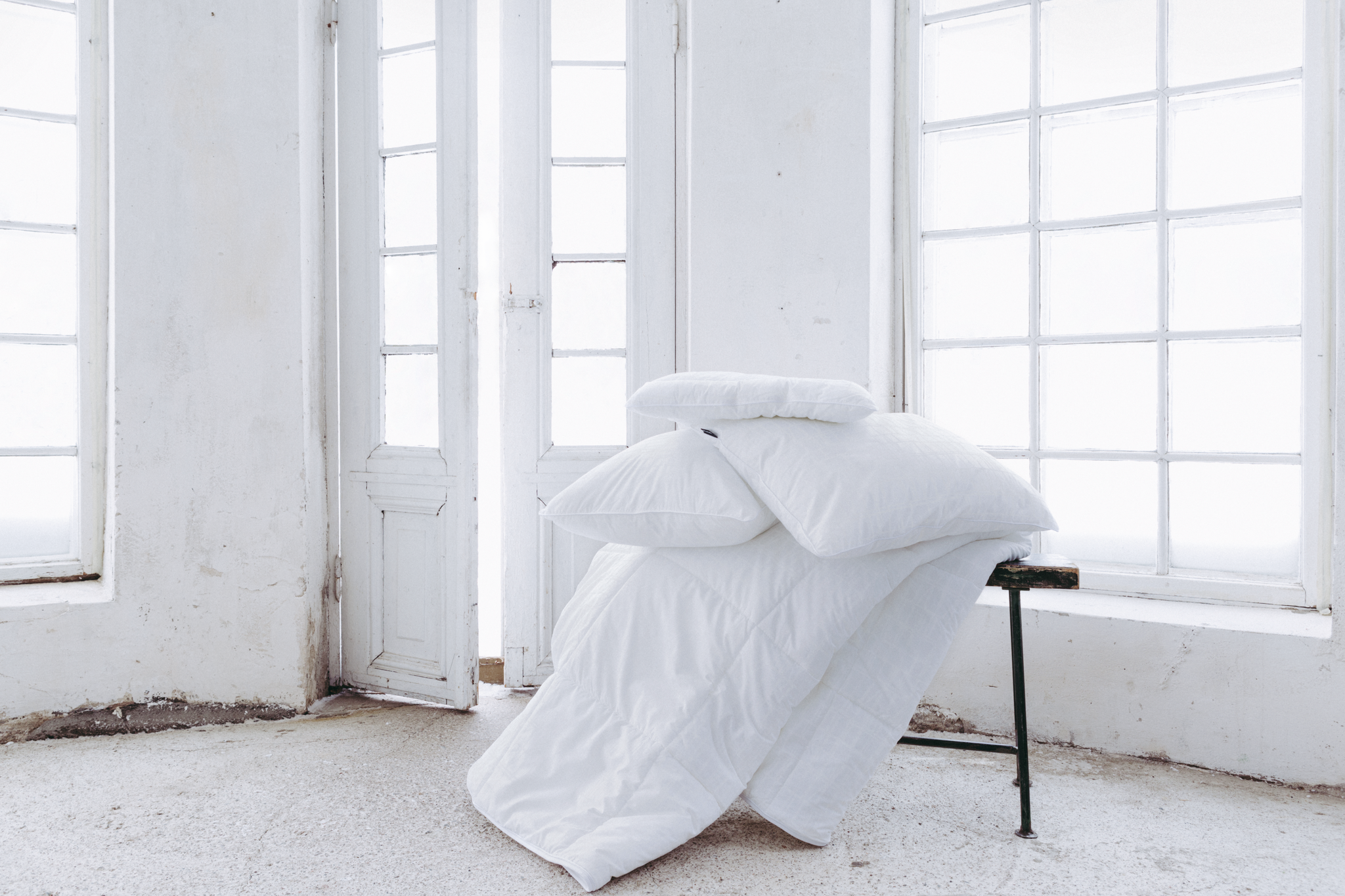 40027-3435-01-06_1; Finlayson Coronna Pillow low White / 50x60 cm 