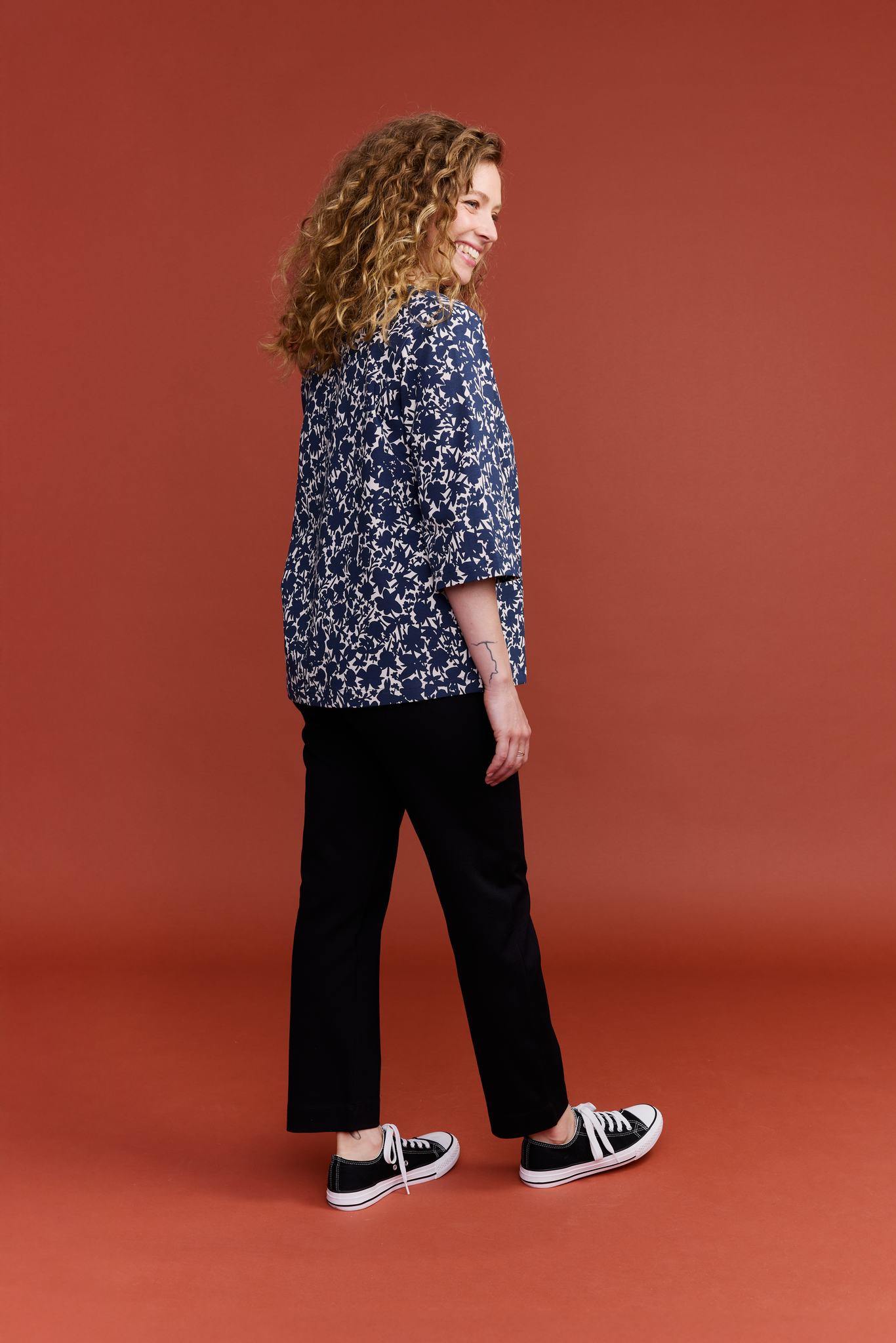 22702962001_3; Finlayson Katveessa Tricot blouse Dark Blue / White / S 