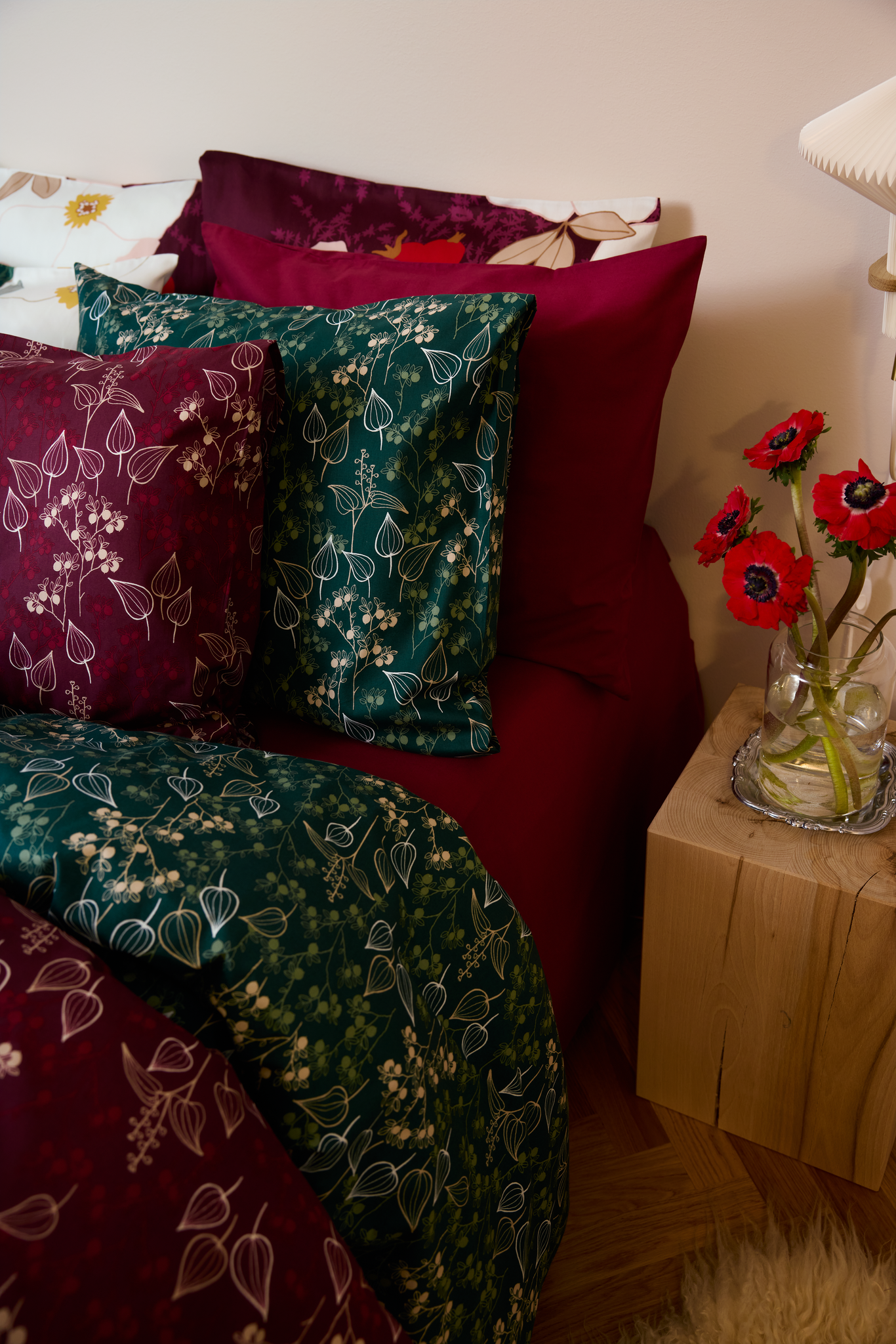 60136-5063-04-10_2; Finlayson Mustikka Pillowcase Dark Red / 50x60 cm 