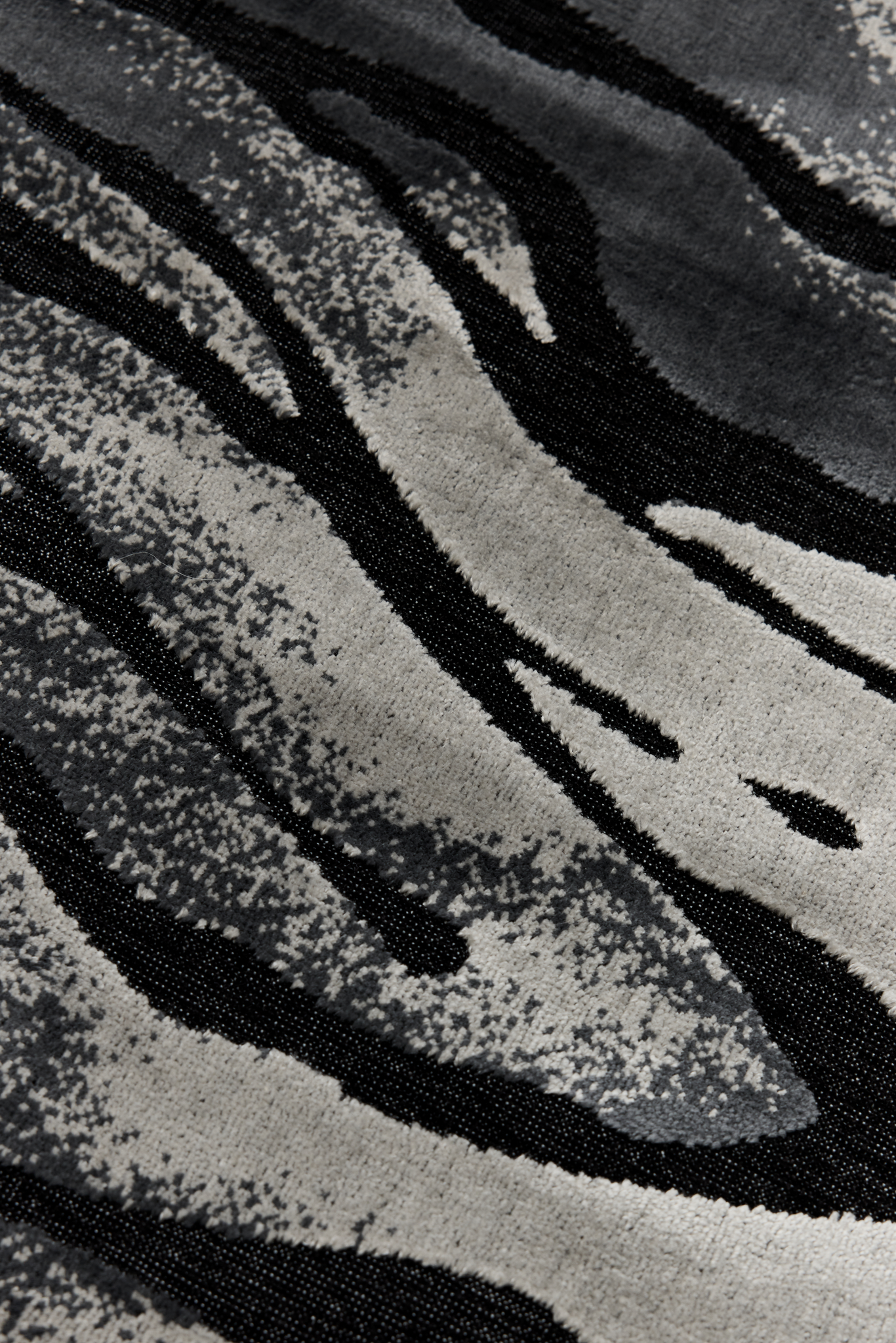 109138-9700_2; Finlayson Vallila x Erika Vikman Kuuma puuma Rug Grey / 160x230 cm 