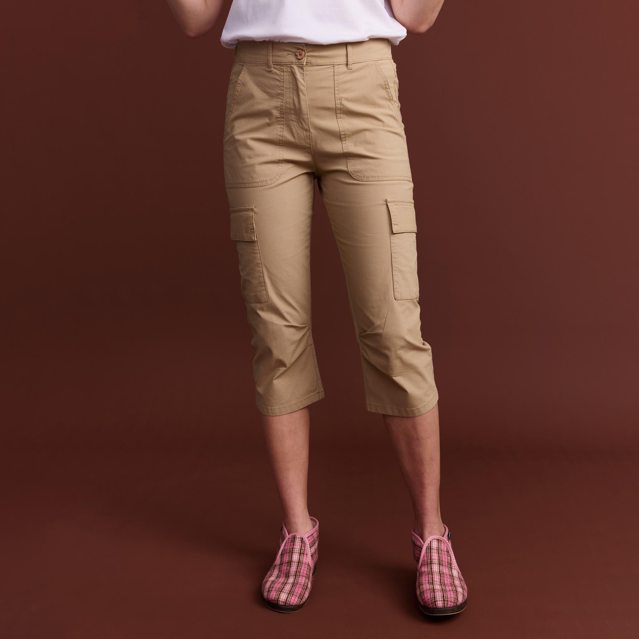 22596015005; 22596015004; 22596015003; 22596015002; 22596015001; Finlayson Aino Capri Shorts Sand / S 