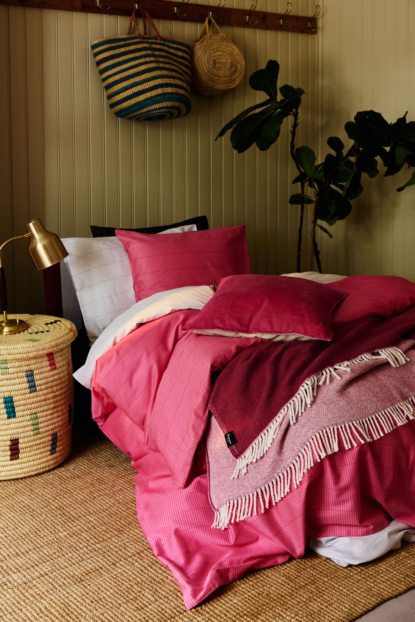 Ruoko sateen duvet cover set Pink / 150x210 + 50x60 cm | Finlayson