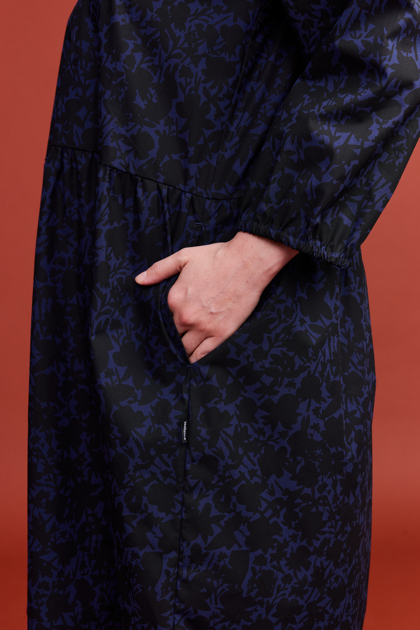 22702952002_4; Finlayson Katveessa Dress Dark Blue / 36 