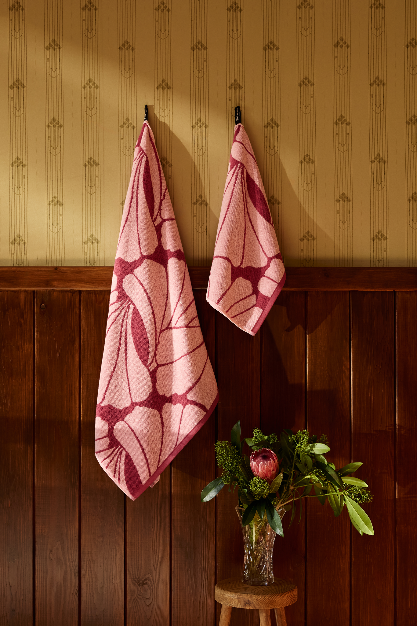 70576-5469-03-06_1; Finlayson Lilia Bath towel Rose / 70x150 cm 