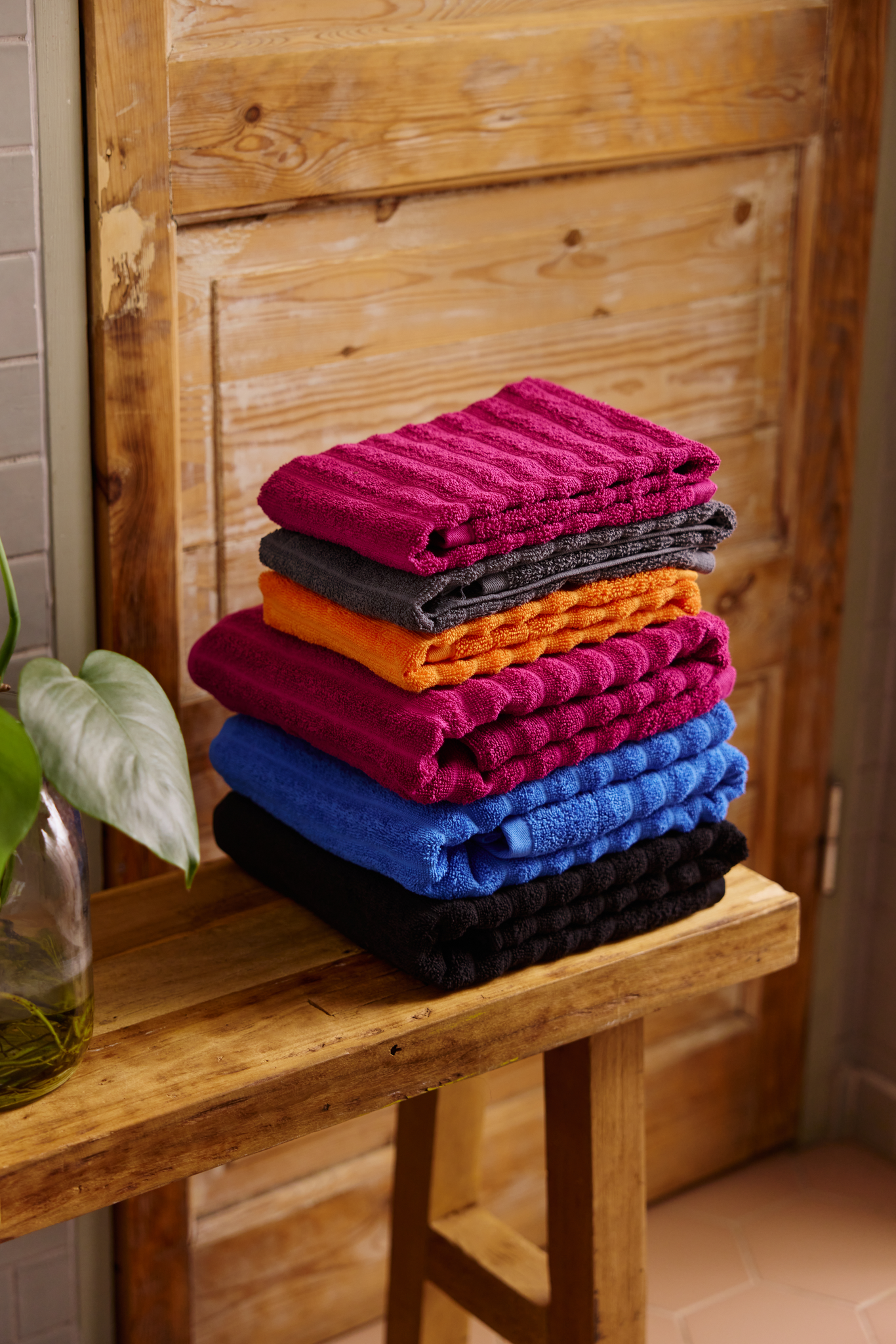 70013-0009-01-06_3; Finlayson Reilu Bath Towel Fuchsia / 70x150 cm 