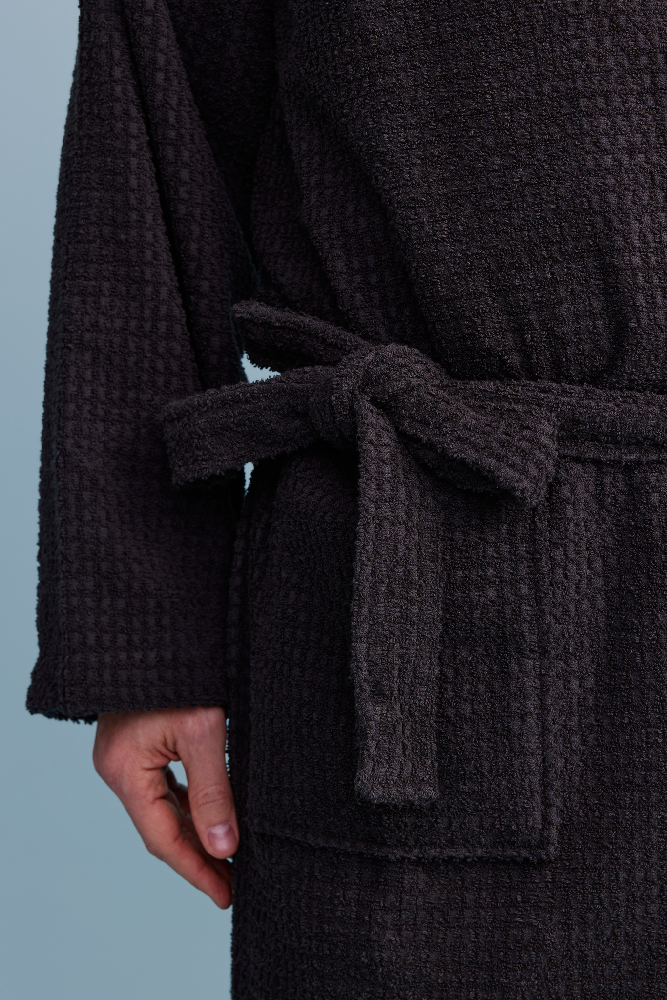 71122-0002-01-03_5; 71121-0002-01-03_5; 71123-0002-01-03_5; Finlayson Pehmis Bathrobe Coal / XXL 