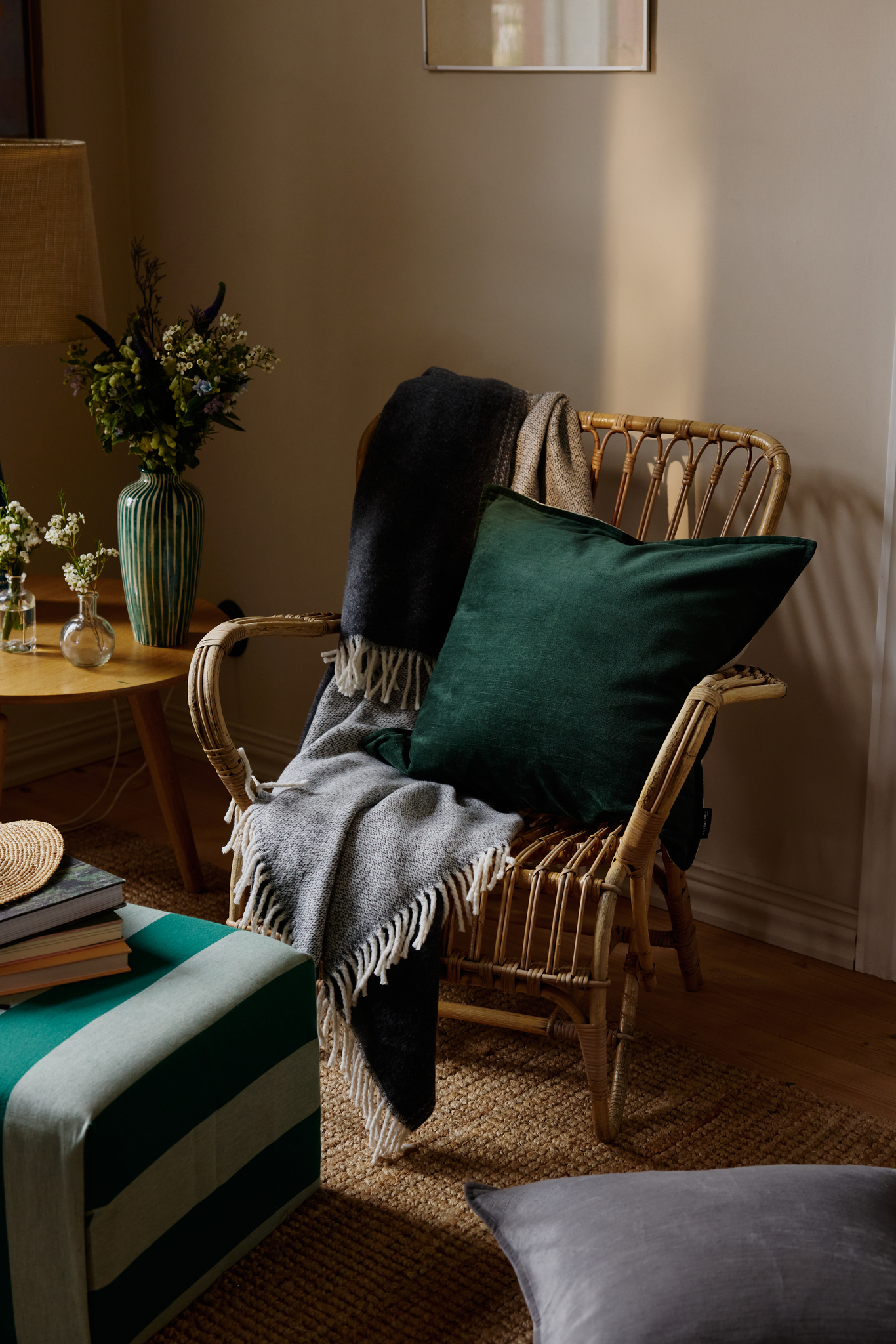 81826-0300-06-04_2; Finlayson Lumoava Cushion Cover Dark Green / 50x50 cm 