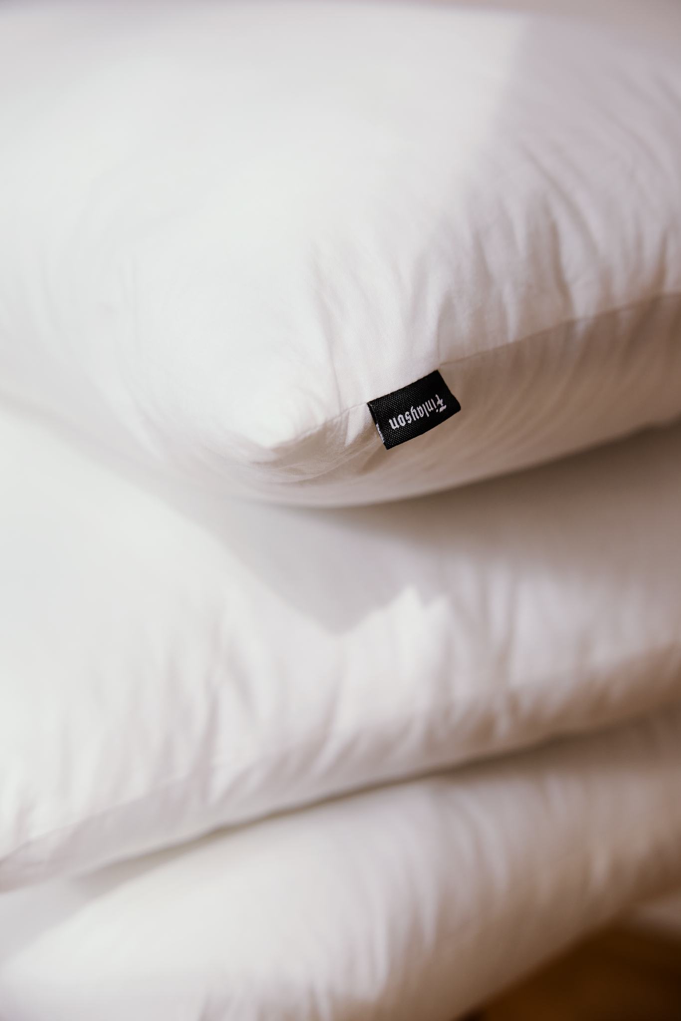 40010-0402-01-06_3; Finlayson Viileä Low Pillow White / 50x60 cm 