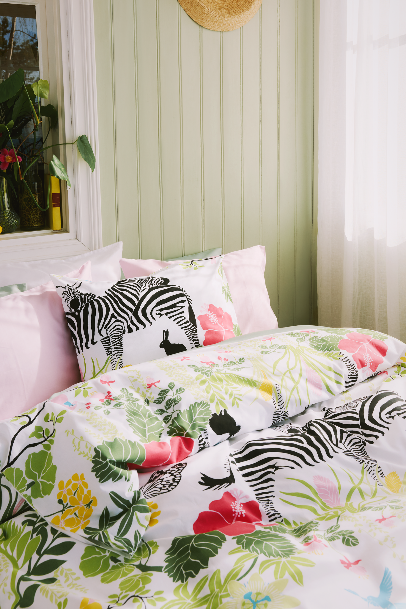 60652-4425-04-06_2; Finlayson Halaus Duvet Cover Set Green / Pink / 150x210 + 50x60 cm 