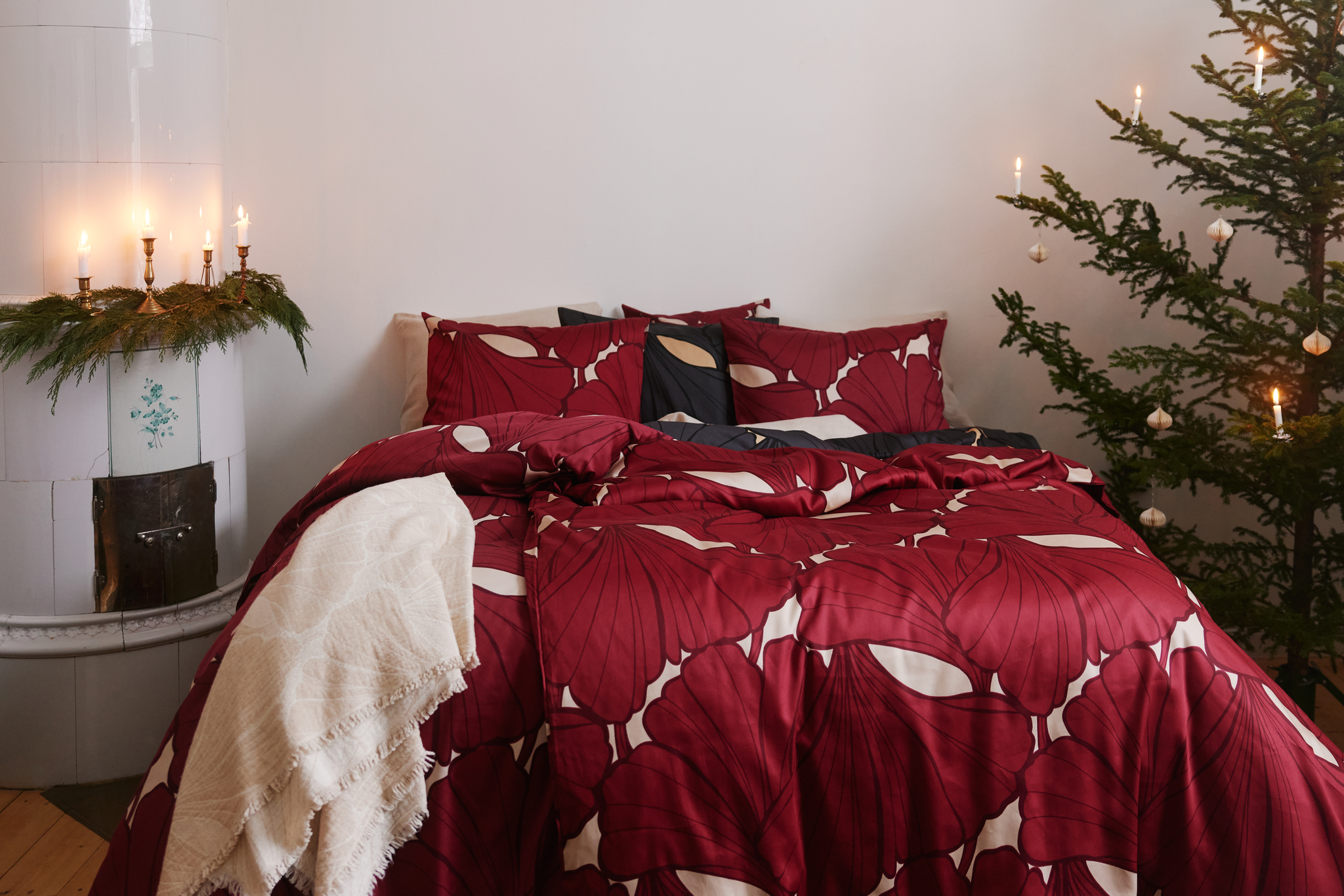 60692-5469-01-05_10; Finlayson Lilia Double sateen duvet cover set Burgundy / Beige / 240x210 + 50x60 cm 