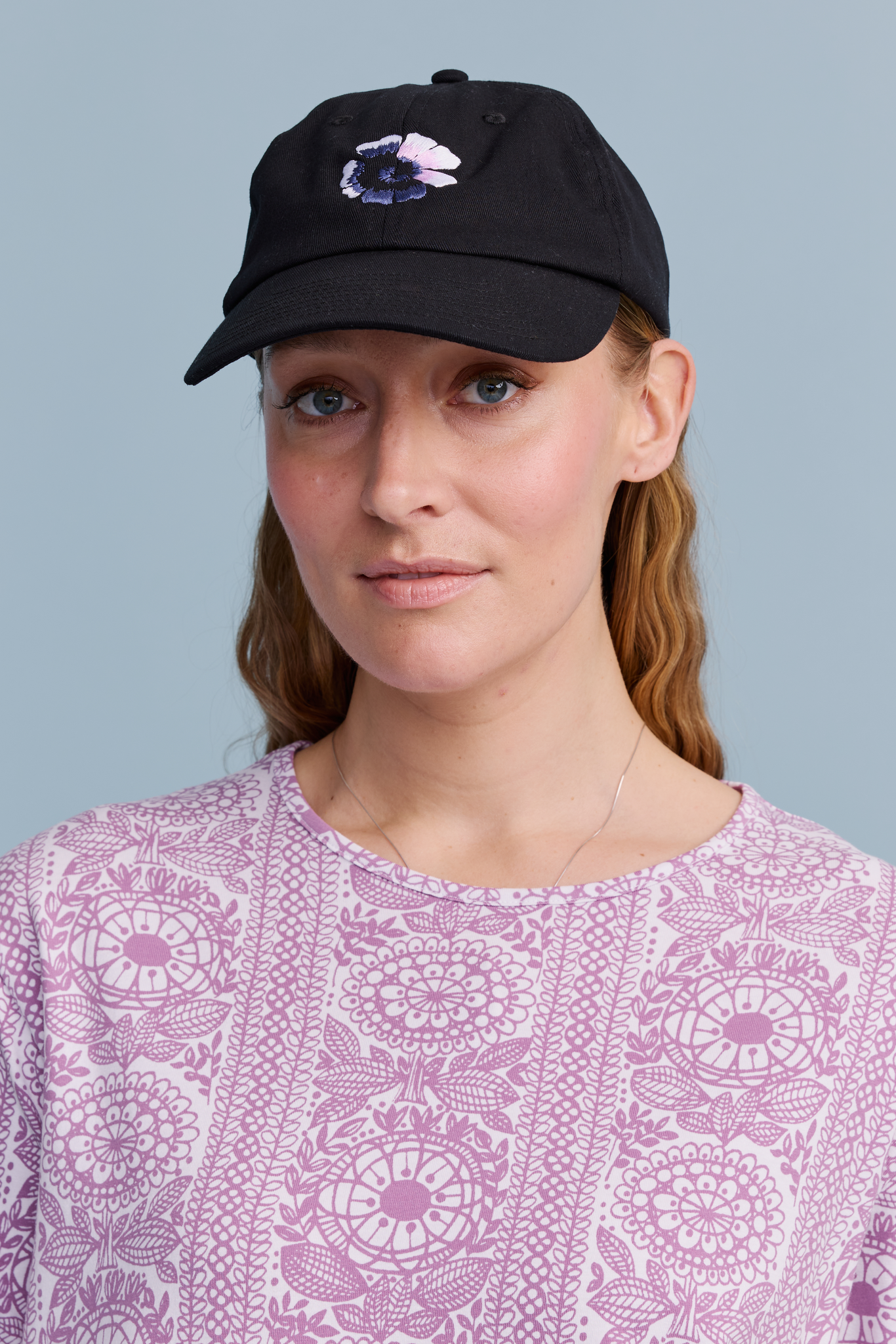 22618643_1; Finlayson Lenita Cap Black / One size 