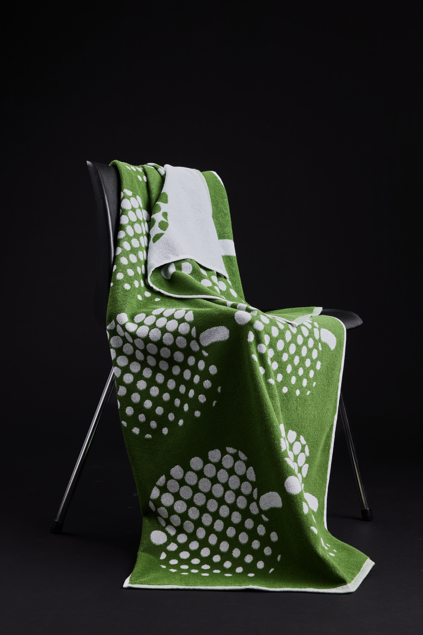 71064-1367-05-06_1; 71063-1367-05-12_1; Finlayson Optinen Omena Hand Towel Green / 50x70 cm 