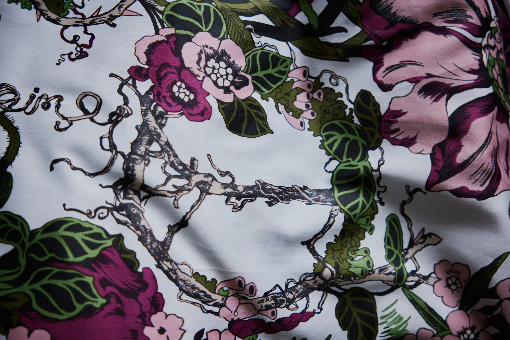 60712-5441-03-06_2; Finlayson Imagine Sateen duvet cover set Wine / Rose / Green / 150x210 + 50x60 cm 