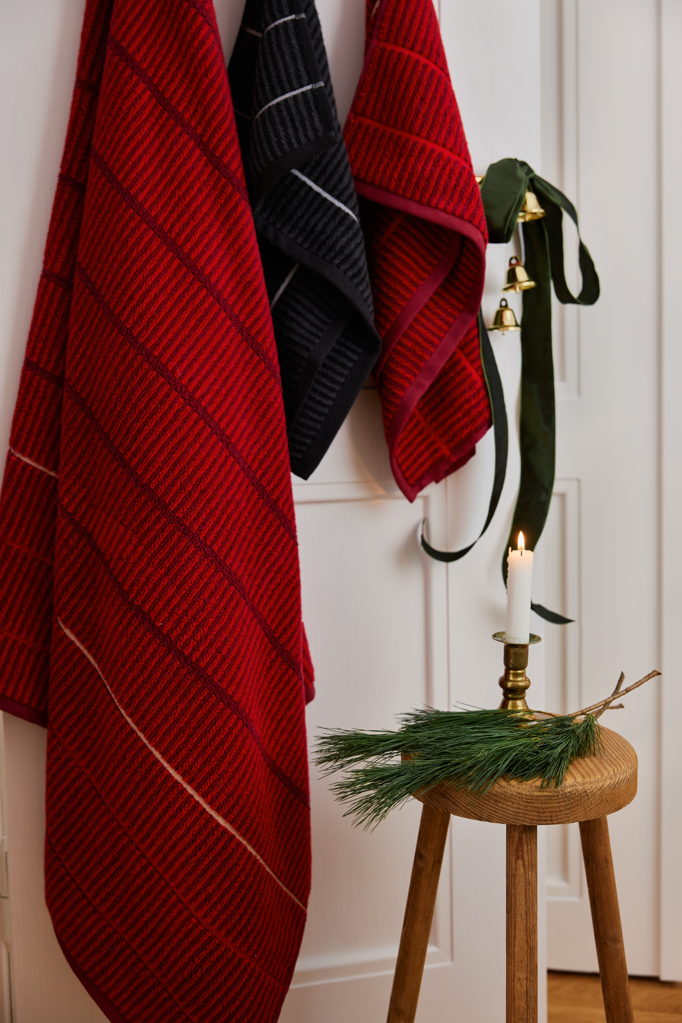 70577-4292-12-12_1; Finlayson Ruoko Hand Towel Red / 50x70 cm 