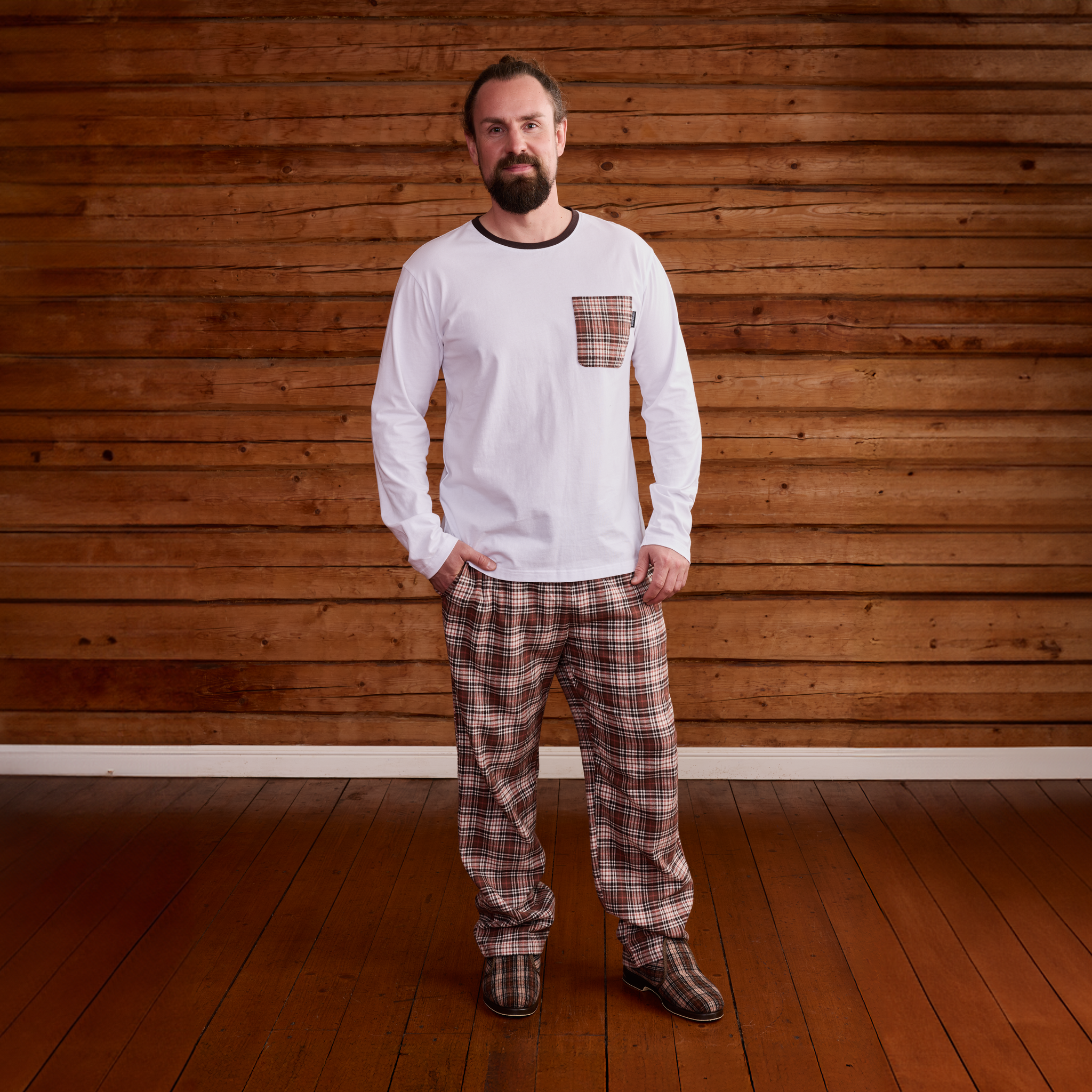 22751431004; 22751431003; 22751431001; 22751431002; Finlayson Reino Pyjamas Brown / L 