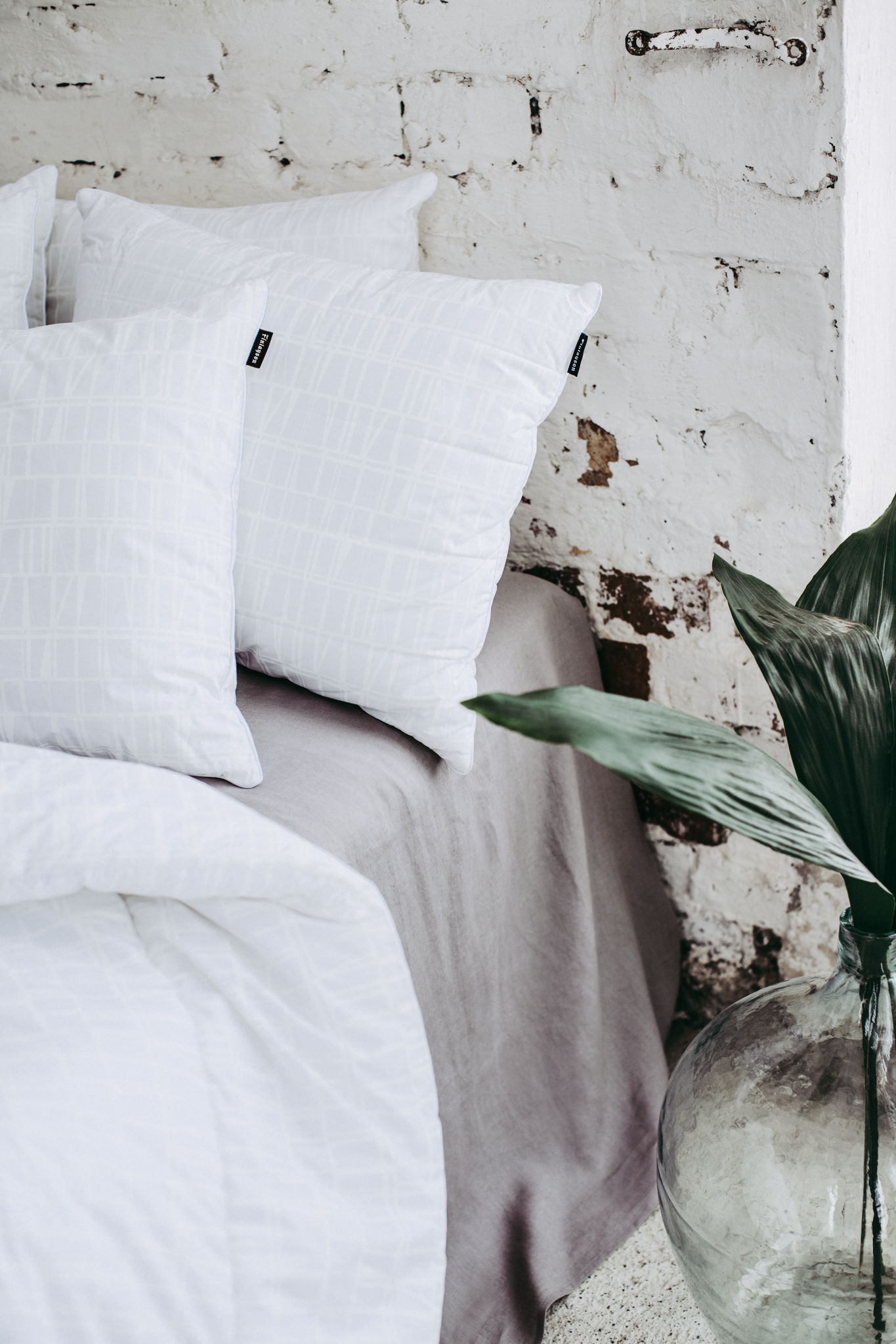 40017-3435-01-08_1; Finlayson Coronna Ergonomic Pillow White / 50x60 cm 