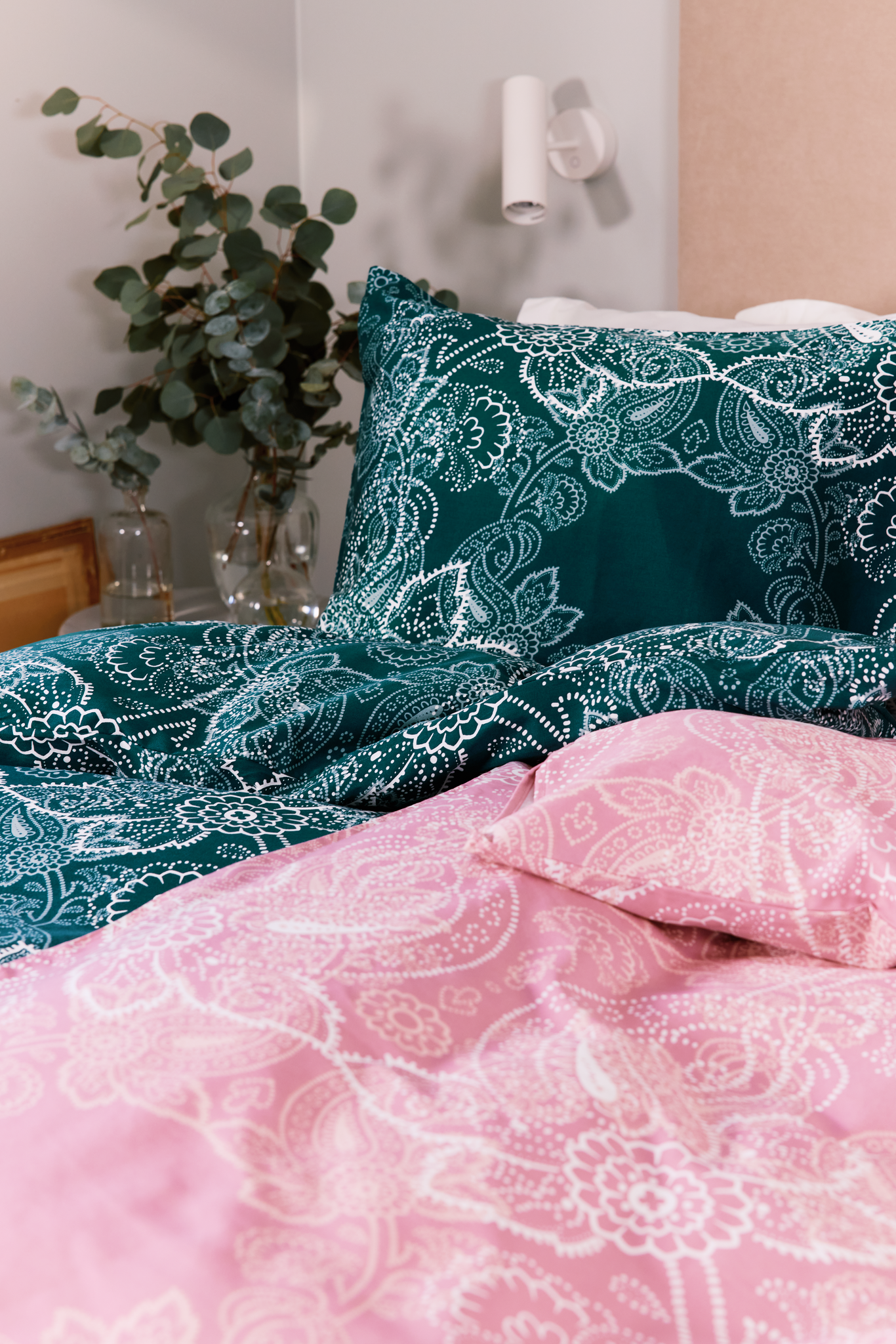 60137-4546-13-10_2; Finlayson Viktoria Tencel-Sateen Pillowcase Petrol / Aqua / 50x60 cm 