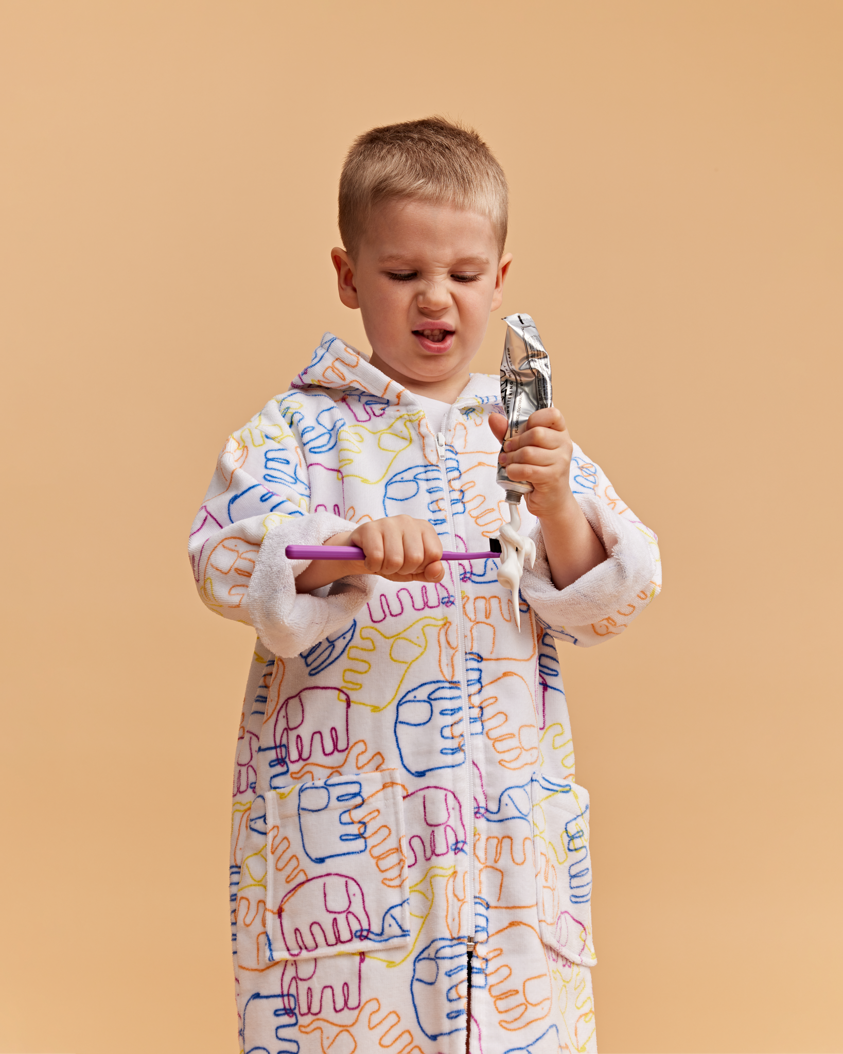 70234-5417-01-03_1; Finlayson Elefantti villi pieni Children's bathrobe Multi / 110-122 cm 