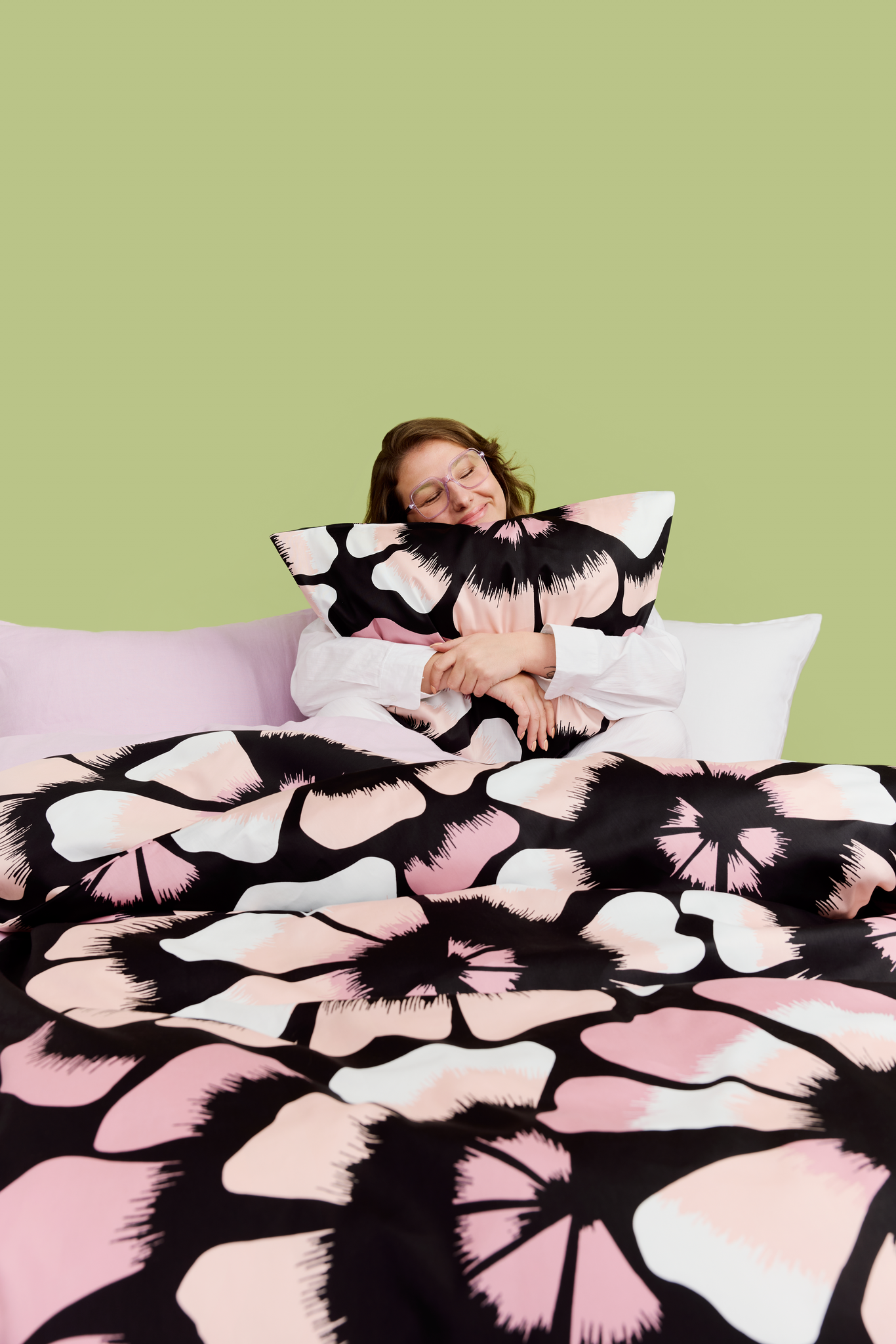 60712-5201-07-06_1; Finlayson Lenita Sateen Duvet Cover set Black / Mauve / 150x210 + 50x60 cm 